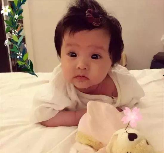 最新流口水爆料图片,最新流口水爆料图片，带你领略视觉盛宴！