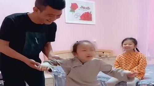 网红宝宝买东西图片,萌态可掬萌翻网友