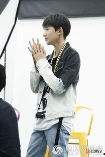 王源杨迪爆料微博视频,娱乐圈幕后趣事大曝光